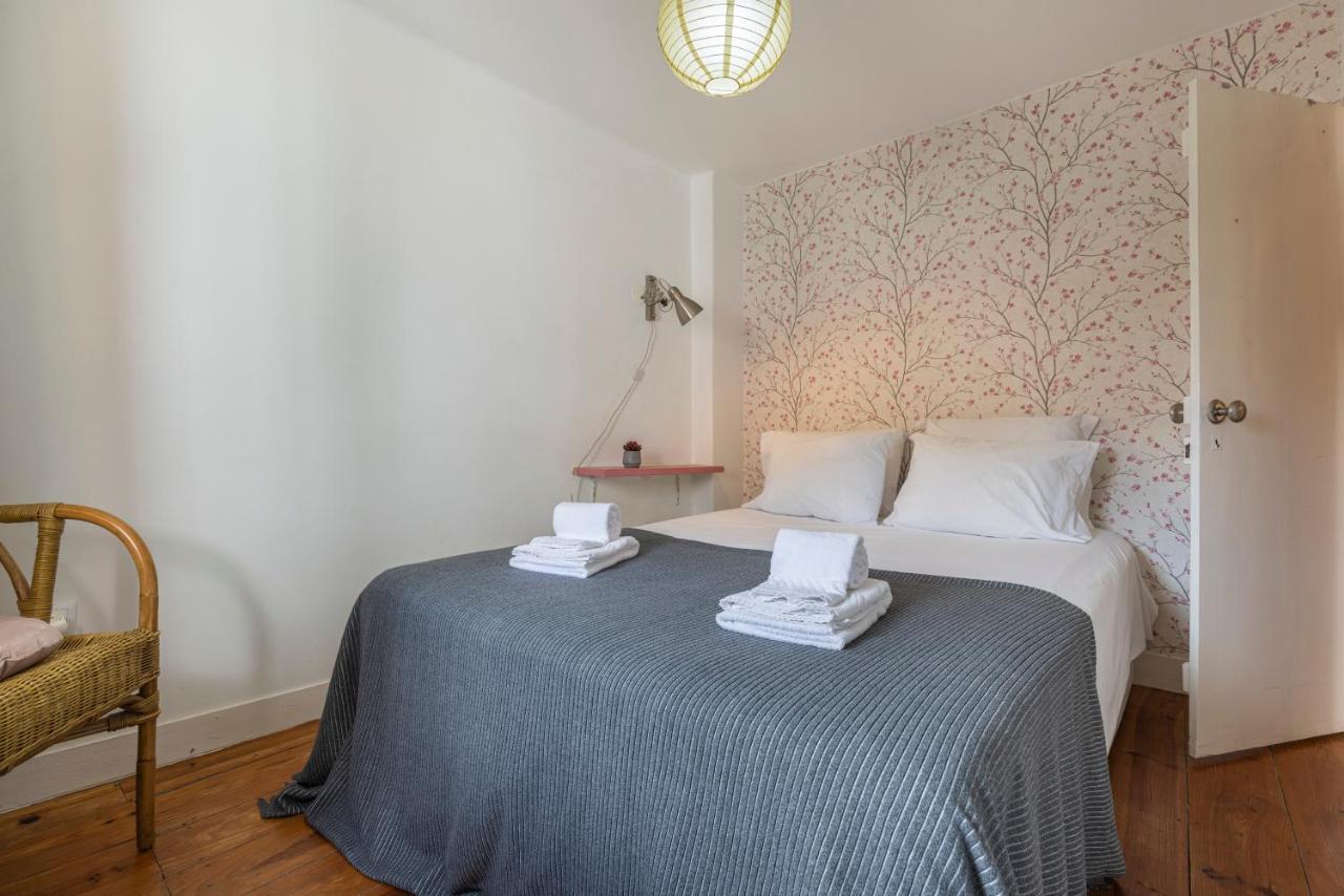 Alfama 2Bdr Duplex Apartment W/ Balcony By Lovelystay Lisbon Exterior photo